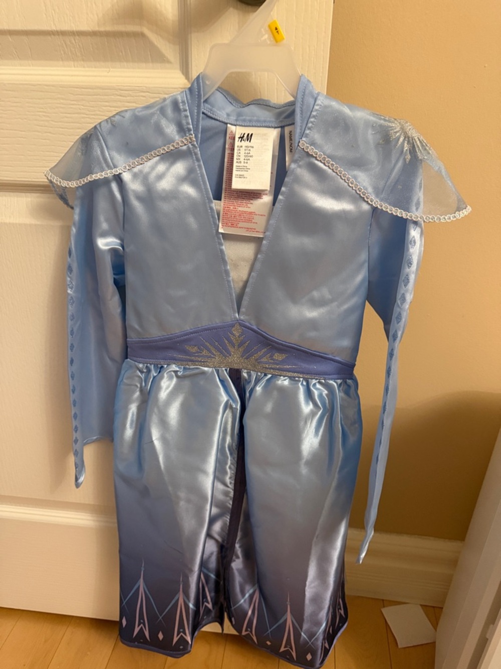 Elsa princess dress - size 4-6